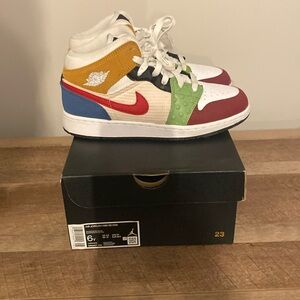Air Jordan Mid Messy Room 6Y